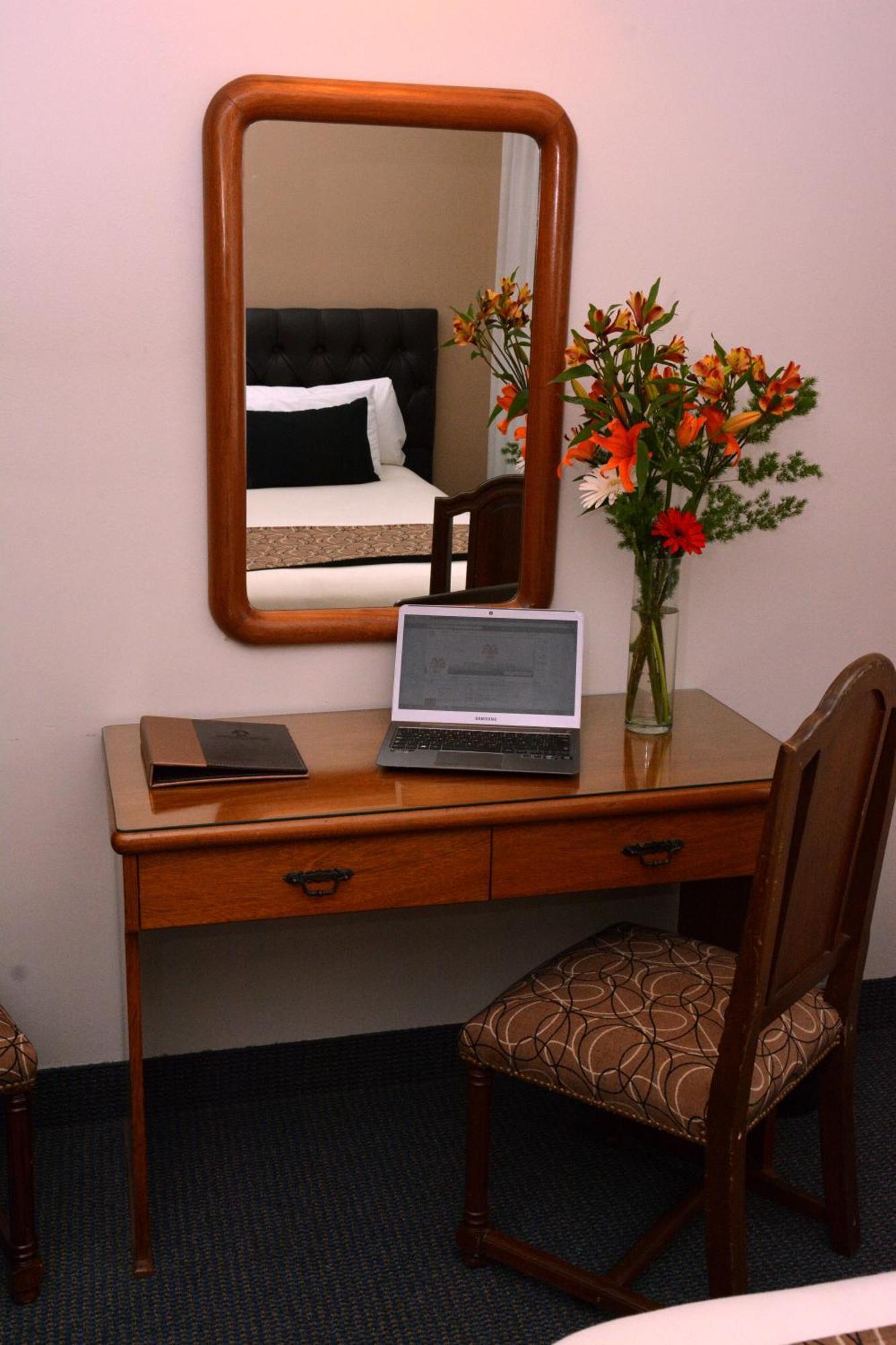 Centuria Hotel Buenos Aires Zimmer foto